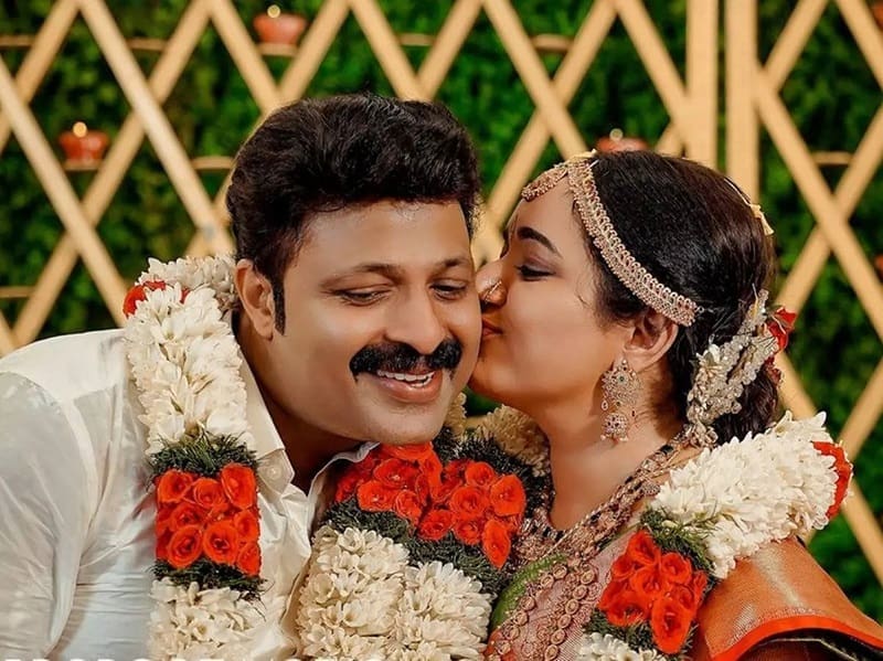 Chandra Lakshman and Tosh Christy get hitched